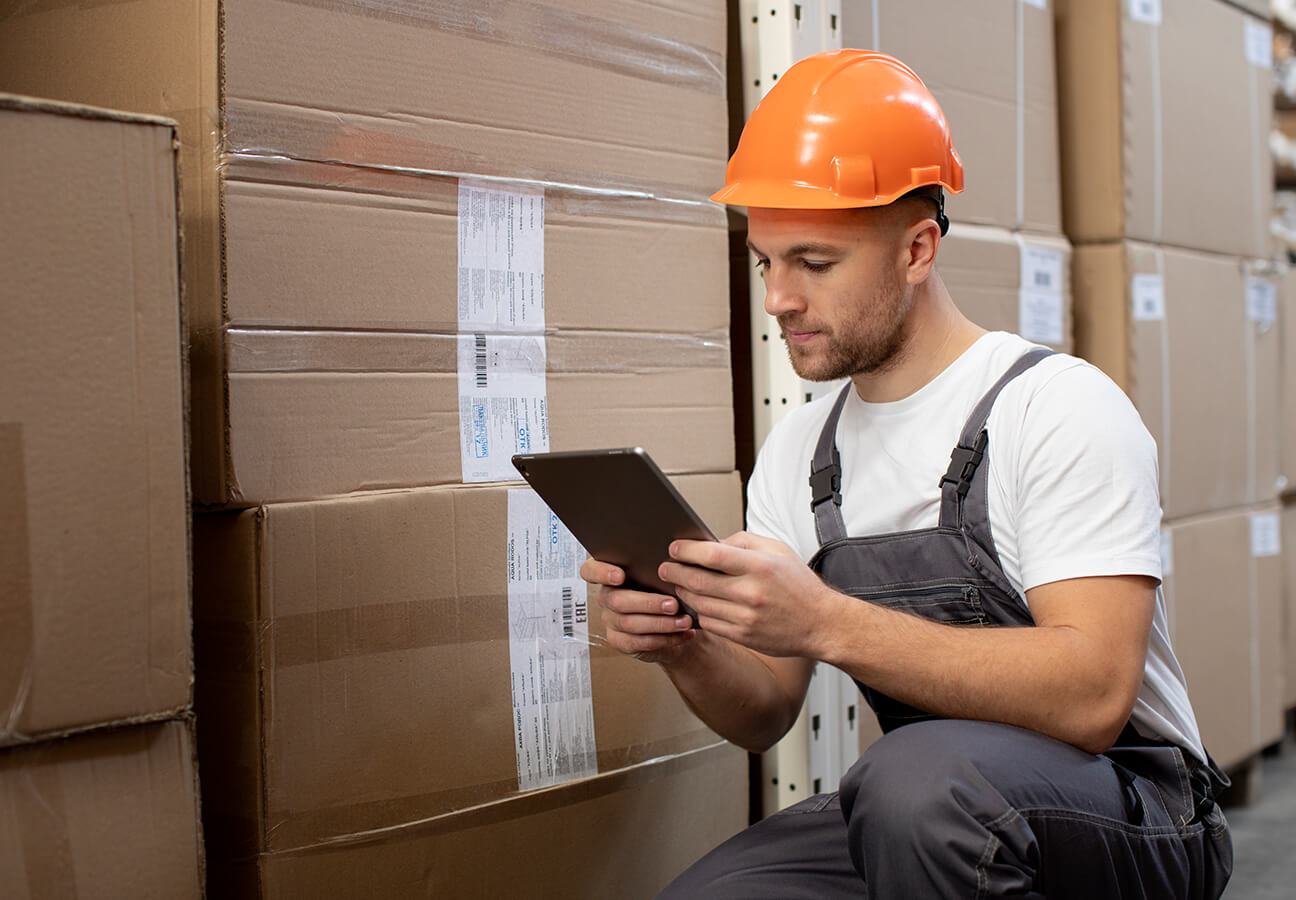 Digital tools for real-time shipment tracking